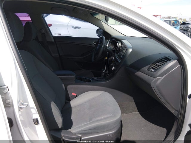 KIA Optima Lx 2015 KNAGM4A77F5584959 Image 5