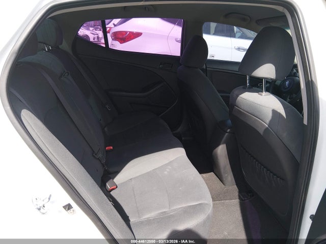 KIA Optima Lx 2015 KNAGM4A77F5584959 Image 8