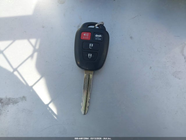 4T1BF1FK6EU870272 Toyota CAMRY SE