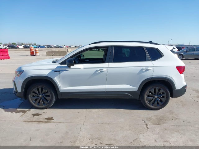 2022 Volkswagen Taos 1.5t S მანქანა იყიდება აუქციონზე, vin: 3VVAX7B25NM049126, აუქციონის ნომერი: 44612575
