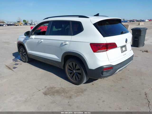 2022 Volkswagen Taos 1.5t S მანქანა იყიდება აუქციონზე, vin: 3VVAX7B25NM049126, აუქციონის ნომერი: 44612575