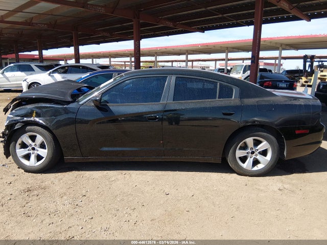 2C3CDXHG8EH274999 Dodge Charger Sxt