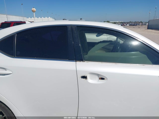 44612583 :رقم المزاد ، JTHBF5C28A5127521 vin ، 2010 Lexus Is 250 مزاد بيع