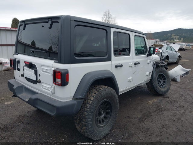 2018 JEEP WRANGLER UNLIMITED 1C4HJXDG9JW237598 Photo 3