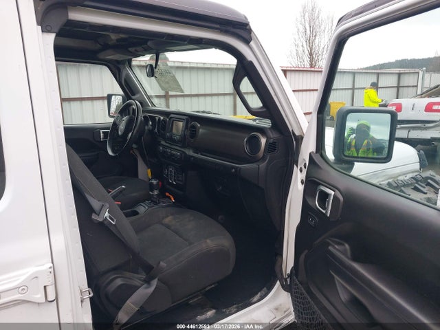 2018 JEEP WRANGLER UNLIMITED 1C4HJXDG9JW237598 Photo 4