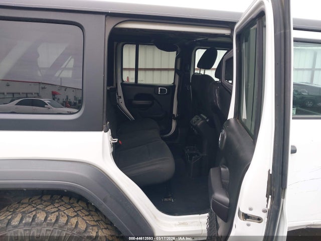 2018 JEEP WRANGLER UNLIMITED 1C4HJXDG9JW237598 Photo 7