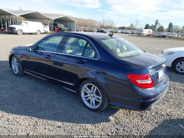 Aukcja sprzedaży 2013 Mercedes-benz C 300 Sport 4matic, vin: WDDGF8AB8DG103715, numer aukcji: 44612599