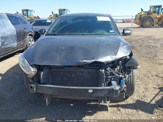 44612601 :رقم المزاد ، 3KPF34AD4ME358144 vin ، 2021 Kia Forte Gt-line مزاد بيع