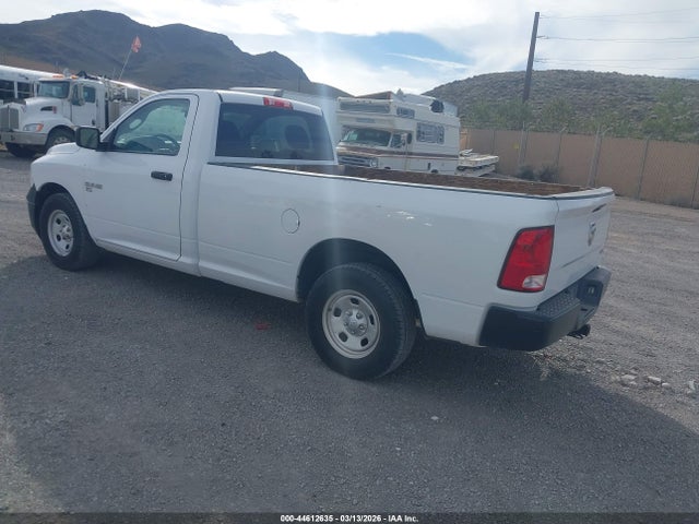 44612635 :رقم المزاد ، 3C6JR6DGXHG764814 vin ، 2017 Ram 1500 Tradesman  4x2 8' Box مزاد بيع