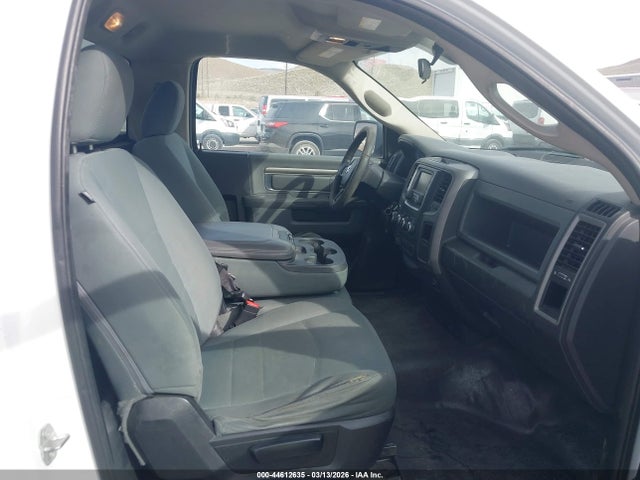 44612635 :رقم المزاد ، 3C6JR6DGXHG764814 vin ، 2017 Ram 1500 Tradesman  4x2 8' Box مزاد بيع