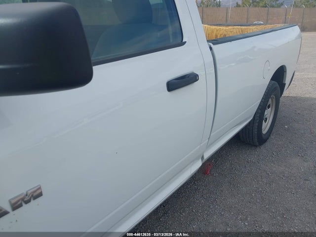 44612635 :رقم المزاد ، 3C6JR6DGXHG764814 vin ، 2017 Ram 1500 Tradesman  4x2 8' Box مزاد بيع