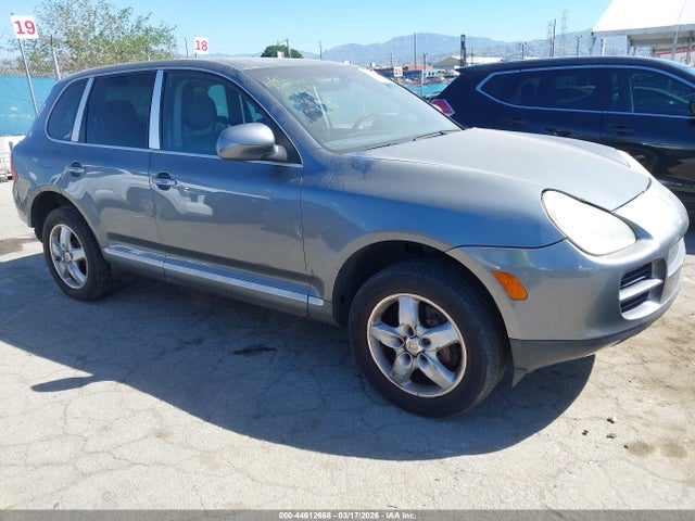 2005 PORSCHE CAYENNE WP1AA29P45LA20902