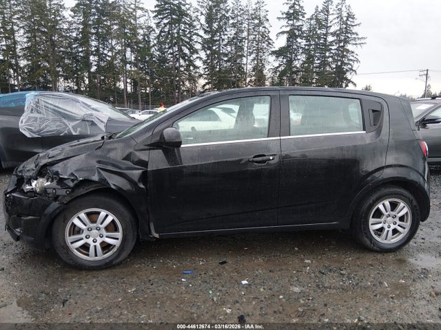 1G1JC6SH8E4215796 Chevrolet Sonic Lt Auto