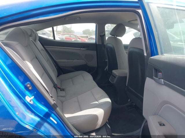 KMHD84LF4HU144880 Hyundai ELANTRA SE
