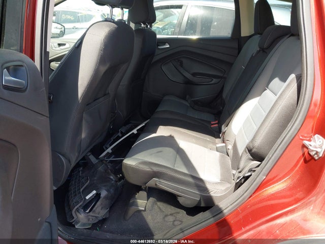 1FMCU0GX7FUA62853 Ford ESCAPE SE