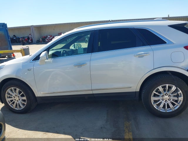 44612728 :رقم المزاد ، 1GYKNARS4HZ248659 vin ، 2017 Cadillac Xt5 Standard مزاد بيع