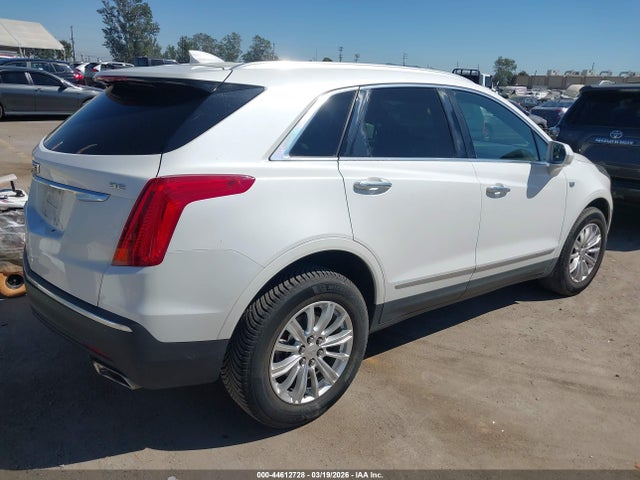 44612728 :رقم المزاد ، 1GYKNARS4HZ248659 vin ، 2017 Cadillac Xt5 Standard مزاد بيع