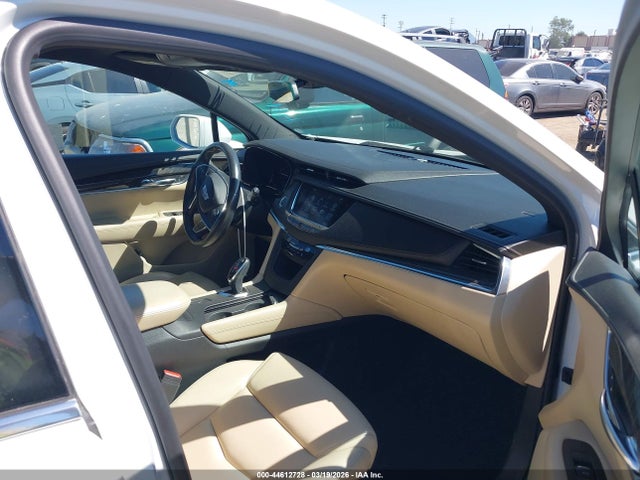 44612728 :رقم المزاد ، 1GYKNARS4HZ248659 vin ، 2017 Cadillac Xt5 Standard مزاد بيع