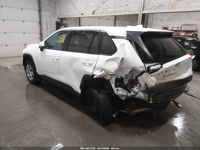 2T3G1RFV7RC475965 Toyota RAV4 LE