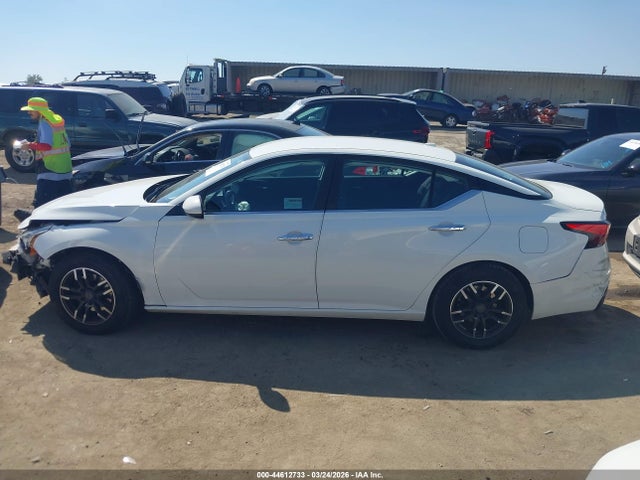 Nissan Altima 2.5 S 2019 1N4BL4BVXKC247999 Image 14
