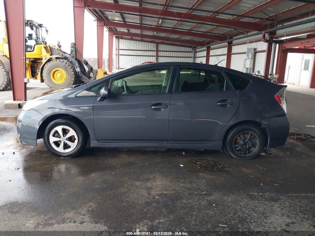 Toyota Prius Two 2014 JTDKN3DU6E1747631 Image 15