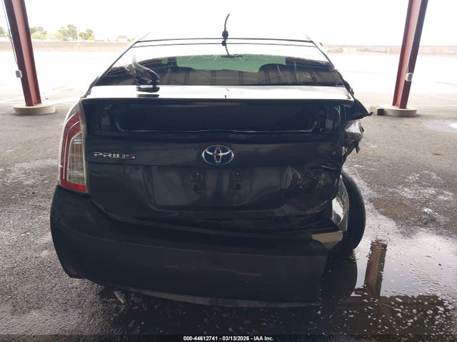 Toyota Prius Two 2014 JTDKN3DU6E1747631 Image 17