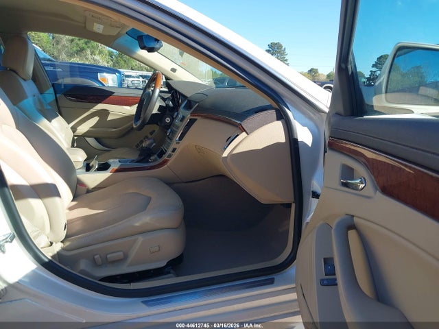 44612745 :رقم المزاد ، 1G6DE5EYXB0102328 vin ، 2011 Cadillac Cts Luxury مزاد بيع