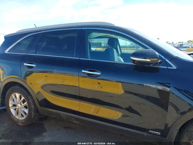 2017 Kia Sorento 2.4l Lx მანქანა იყიდება აუქციონზე, vin: 5XYPGDA37HG215228, აუქციონის ნომერი: 44612775