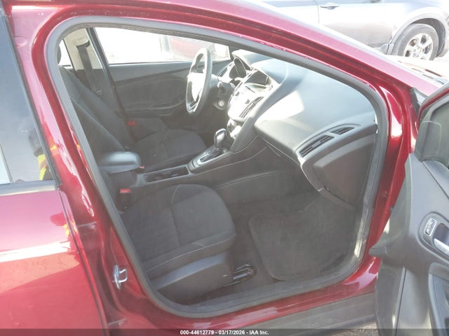 1FADP3K28GL339164 Ford FOCUS SE