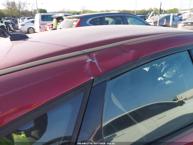 1FADP3K28GL339164 Ford FOCUS SE