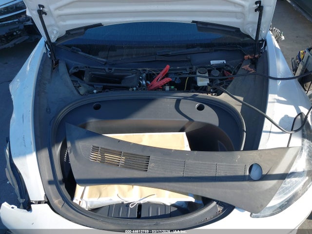Продажа на аукционе авто 2023 Tesla Model 3 Rear-wheel Drive, vin: 5YJ3E1EA6PF519412, номер лота: 44612789