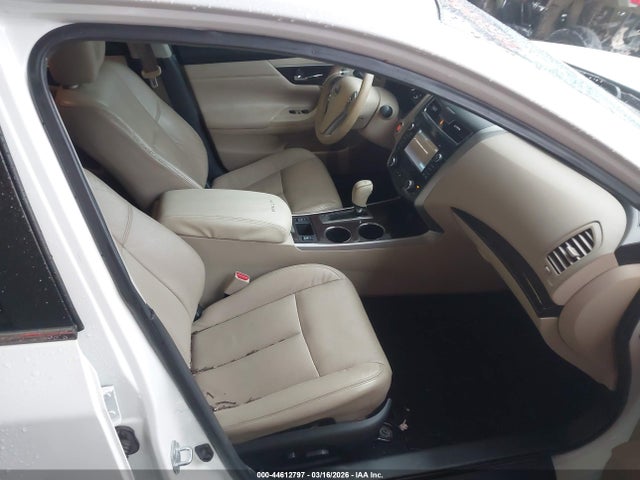 2015 Nissan Altima 2.5 Sl მანქანა იყიდება აუქციონზე, vin: 1N4AL3AP9FN864071, აუქციონის ნომერი: 44612797