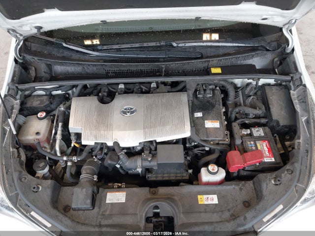 JTDKARFU7G3527546 Toyota Prius Four