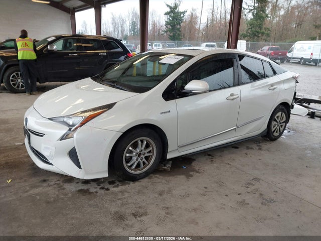 JTDKARFU7G3527546 Toyota Prius Four