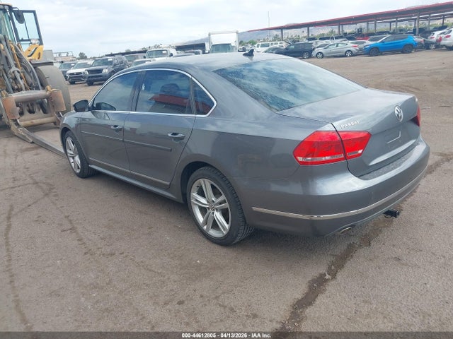 1VWBV7A34FC021336 Volkswagen Passat 2.0l Tdi Se