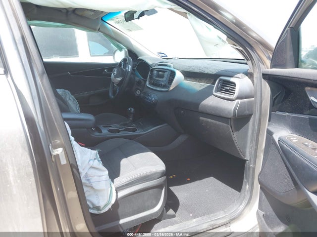 2017 KIA SORENTO 5XYPG4A33HG247674 Photo 4