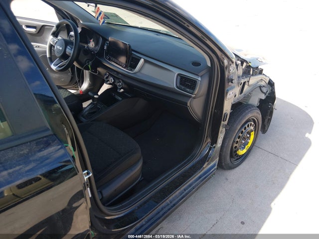 44612884 :رقم المزاد ، 3KPA24AD5NE491851 vin ، 2022 Kia Rio Lx مزاد بيع