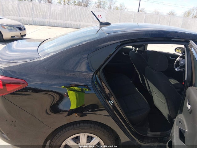 44612884 :رقم المزاد ، 3KPA24AD5NE491851 vin ، 2022 Kia Rio Lx مزاد بيع