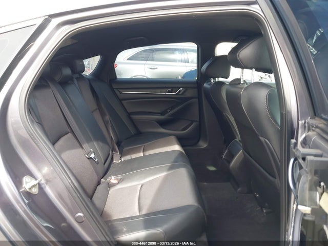 1HGCV1F39KA113305 Honda Accord Sport