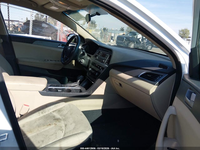 2015 HYUNDAI SONATA 5NPE24AF9FH150372 Photo 4
