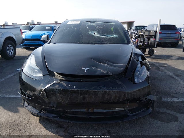 Продаж на аукціоні авто 2021 Tesla Model 3 Performance Dual Motor All-wheel Drive, vin: 5YJ3E1EC6MF926014, номер лоту: 44612908