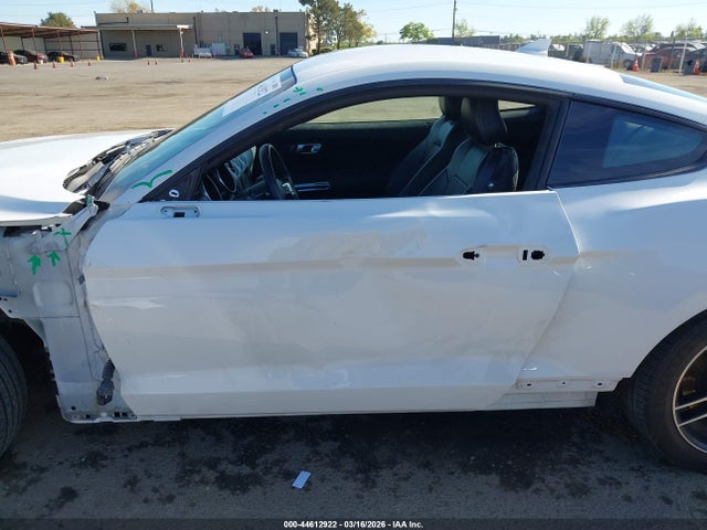 2022 FORD MUSTANG 1FA6P8CF5N5105671 Photo 5