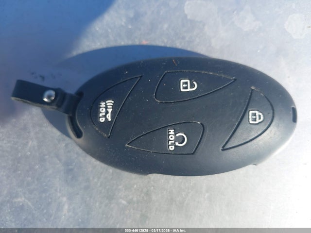 5NMP24GL3SH104341 Hyundai Santa Fe Sel