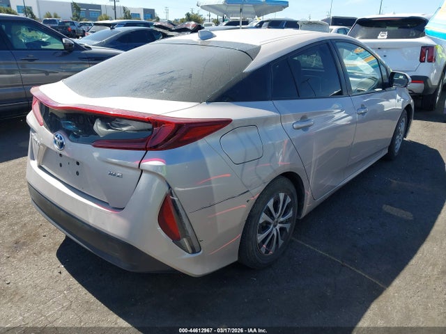 2022 TOYOTA PRIUS PRIME JTDKAMFP6N3209315 Photo 3