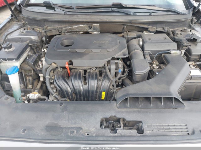 5NPE24AF9JH673805 Hyundai SONATA SE