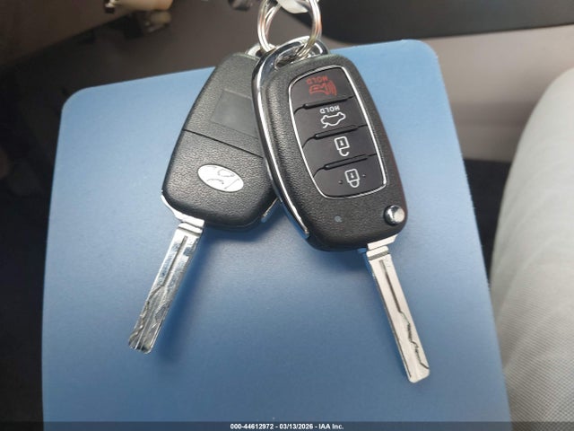 5NPE24AF9JH673805 Hyundai SONATA SE