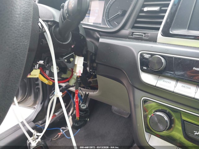 5NPE24AF9JH673805 Hyundai SONATA SE