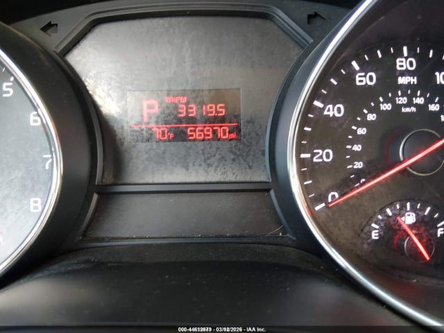 KIA Sedona L 2018 KNDMA5C19J6404901 Image 17