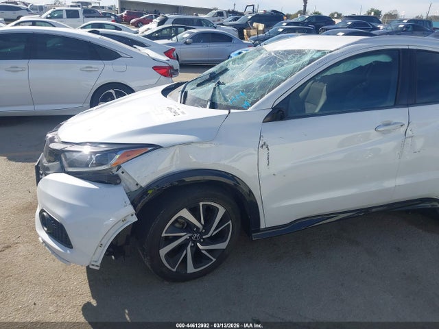 2019 Honda Hr-v Sport მანქანა იყიდება აუქციონზე, vin: 3CZRU5H19KM720106, აუქციონის ნომერი: 44612992
