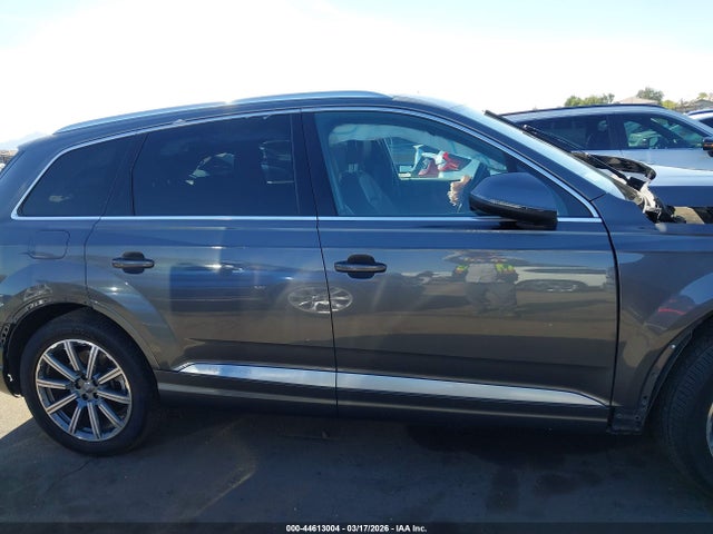 44613004 :رقم المزاد ، WA1LAAF70KD003183 vin ، 2019 Audi Q7 55 Premium/55 Se Premium مزاد بيع